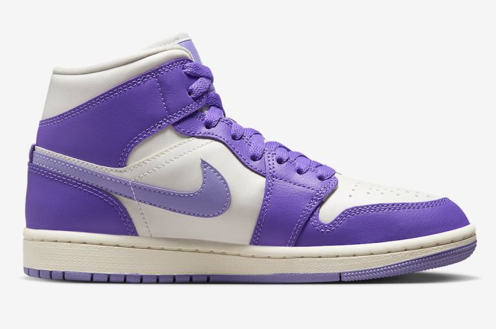 BQ6472-504, Air Jordan 1 Mid WMNS “Action Grape”, Air Jordan 1 Mid, Air Jordan 1 - Air Jordan 1 Mid WMNS “Action Grape”女款震撼登场