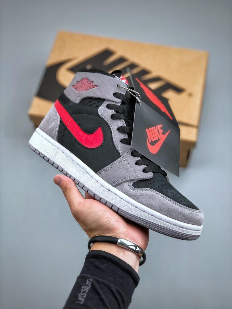 篮球鞋, 球鞋, Jordan Air Jordan 1High Zoom CMFT 2, Jordan Air Jordan 1, DV1307-060, Air Jordan 1 - 乔丹 Jordan Air Jordan 1High Zoom CMFT 2 减震防滑耐磨 高帮 复古篮球鞋 灰黑色 DV1307-060