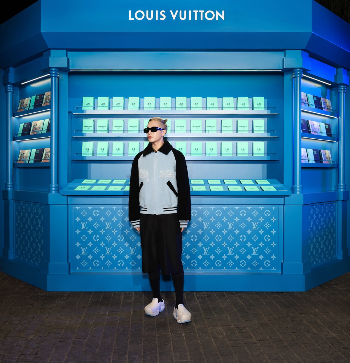 路易威登, Louis Vuitton - LV 限时空间盛大启幕：炙手可热的旅游热点，令人振奋的新打卡胜地!