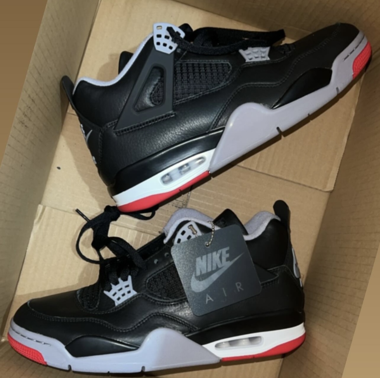 迈克尔·乔丹, Air Jordan 4 Bred, Air Jordan 4 “Bred Reimagined”, Air Jordan 4 - Air Jordan 4 “Bred Reimagined” 2月17日发售新版本