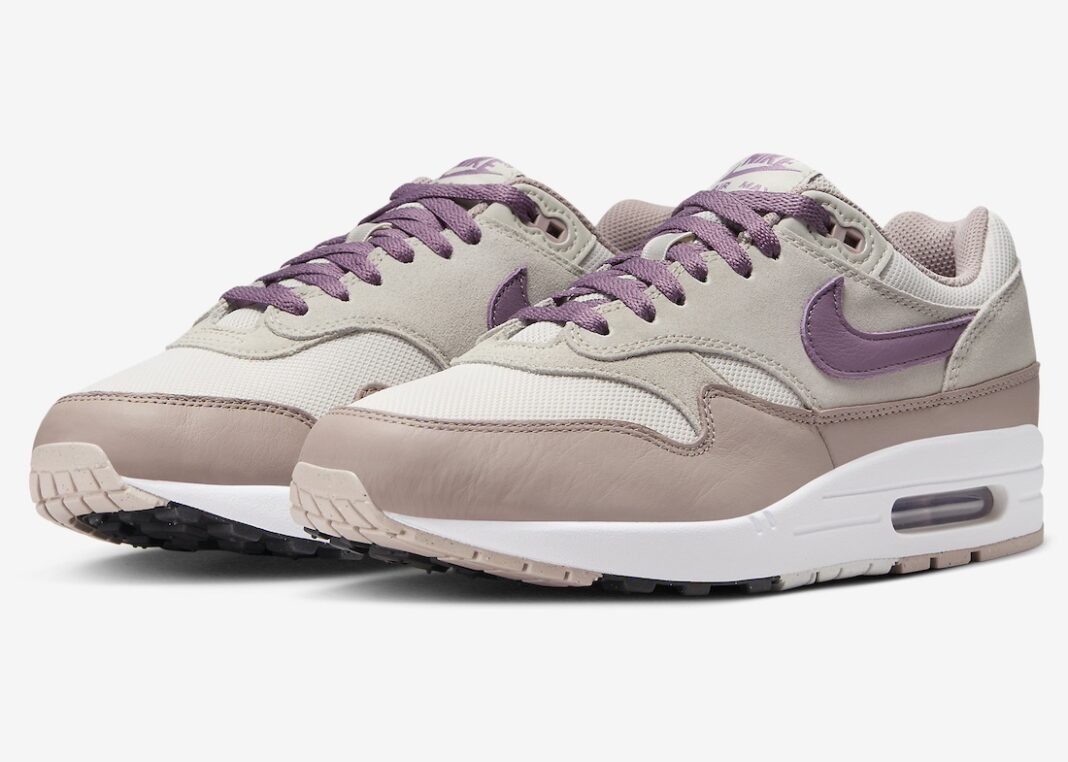 运动鞋, Nike Sportswear, Nike Air Max 1, Nike, Air Max 1 - 2023年11月发布的Nike Air Max 1 SC "Violet Dust"