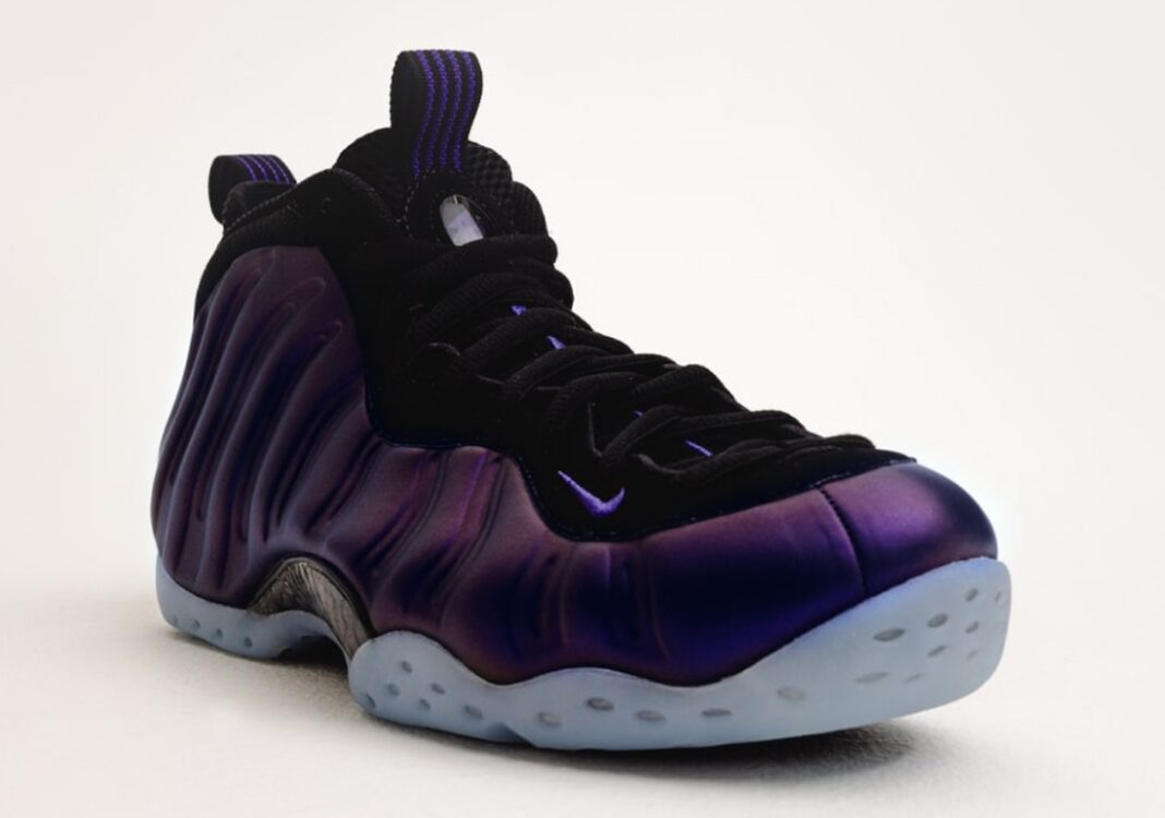 运动鞋, Nike Air Foamposite One “Eggplant”, Nike Air Foamposite One, Nike, FN5212-001 - 耐克Air Foamposite One“茄子”将于2024年1月回归。