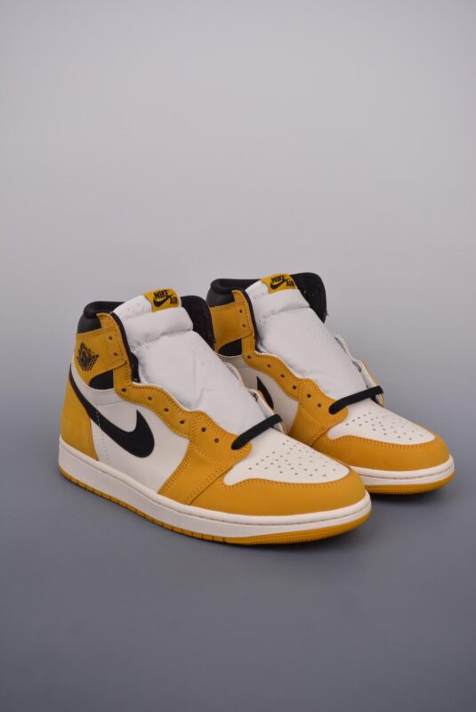 运动鞋, Yellow Ochre, Air Jordan 1 Retro, Air Jordan 1 - Air Jordan 1 Retro "Yellow Ochre" 黑黄脚趾 官方货号：DZ5485 701CF