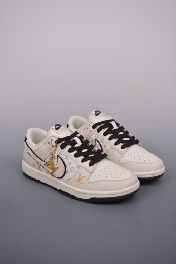 运动鞋, SB Dunk Low, Nike SB Dunk Low - Nike SB Dunk Low LV联名 鞋帮高度：低帮 灰色 货号：FC1688 126JS