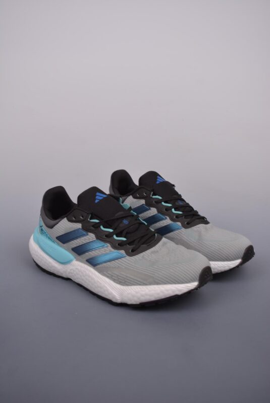 跑鞋, 跑步鞋, adidas - 阿迪达斯 adidas Solarboost 5 鞋子类型：中底跑步鞋 鞋帮高度：未提及 颜色：未提及 货号：未提及