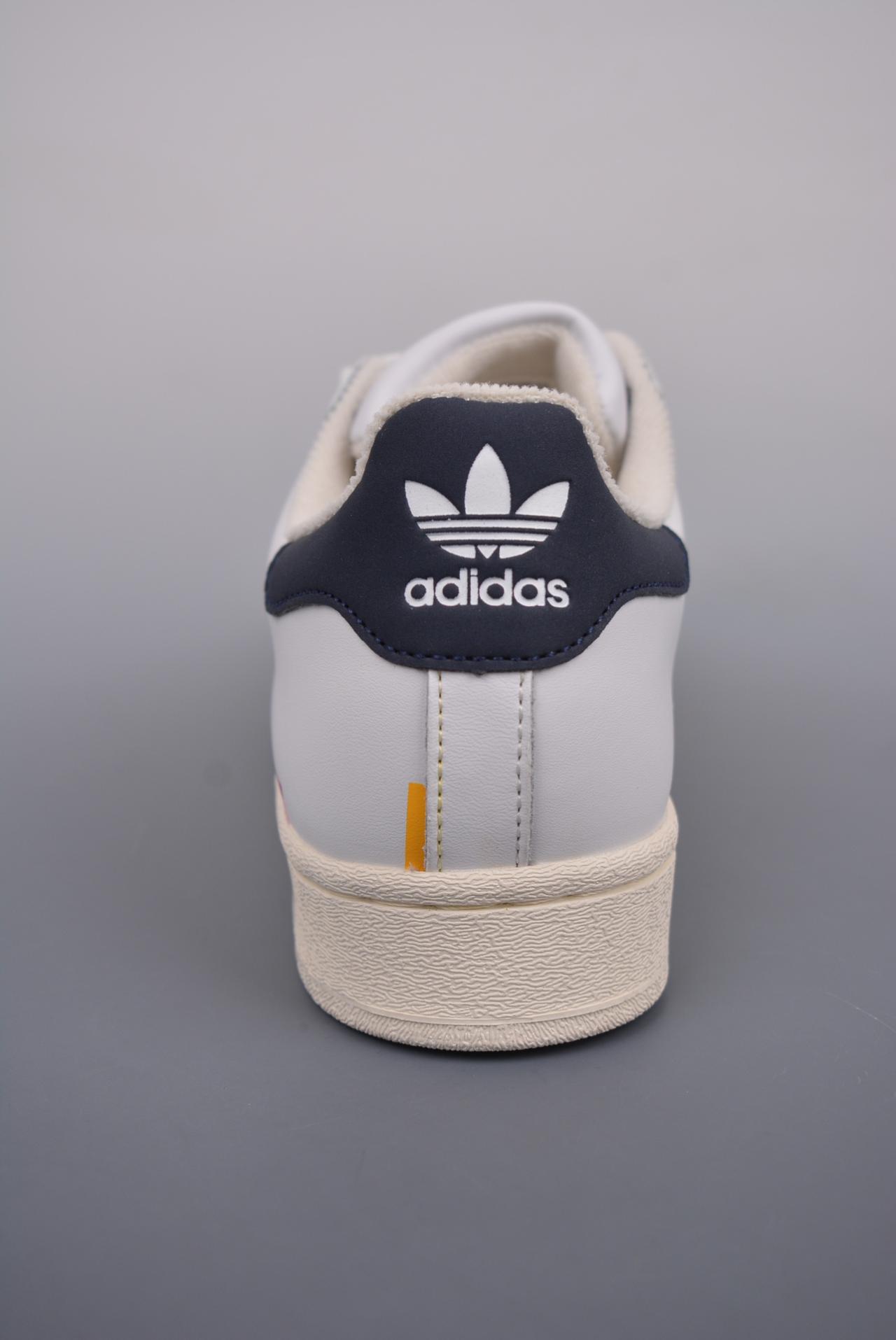 贝壳头, 板鞋, SUPERSTAR W, Originals SUPERSTAR W, adidas originals Superstar, adidas Originals, adidas - Adidas Originals SUPERSTAR W 白色贝壳头板鞋 高帮 鞋帮高度未知 货号: HQ6626WX