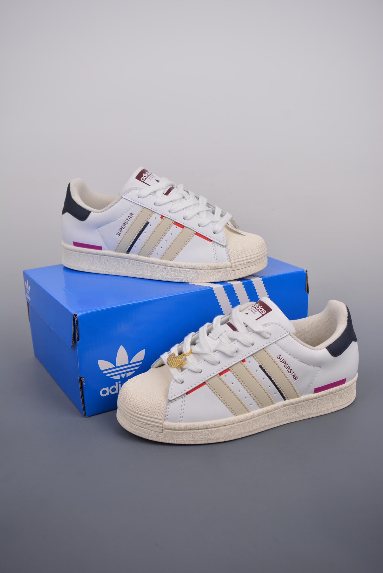 贝壳头, 板鞋, SUPERSTAR W, Originals SUPERSTAR W, adidas originals Superstar, adidas Originals, adidas - Adidas Originals SUPERSTAR W 白色贝壳头板鞋 高帮 鞋帮高度未知 货号: HQ6626WX