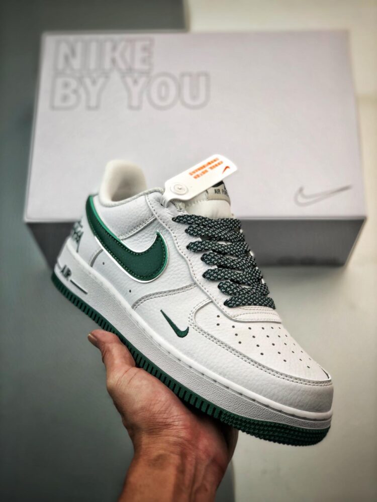 休闲鞋, Nike Air Force 1 Low, Nike Air Force 1, Nike, CW2288-111, Air Force 1 Low, Air Force 1 - Nike Air Force 1 Low "By You" 鞋帮低 品牌：Nike 系列：Air Force 1 鞋子类型：休闲鞋 颜色：斯图西白绿 货号：CW2288-111