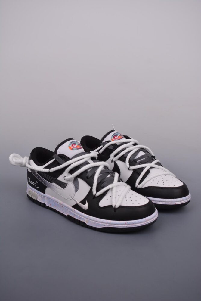 解构, 休闲鞋, SB Dunk Low, Nike SB Dunk Low, Nike, Dunk Low, Dunk - Nike SB Dunk Low 灰黑泼墨 反转三勾 鞋帮高度 低帮 鞋子类型 休闲鞋 颜色 灰黑泼墨 品牌 Nike 货号 FD4623 系列 160HS