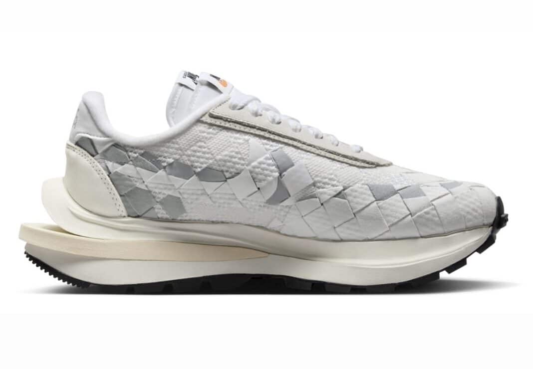 Sacai x Nike VaporWaffle, Sacai x Nike LDV Waffle, Sacai X NIKE, Sacai, Nike VaporWaffle, Nike, Jean Paul Gaultier - 2023年11月，Jean Paul Gaultier x Sacai x Nike VaporWaffle Woven "White"正式发售