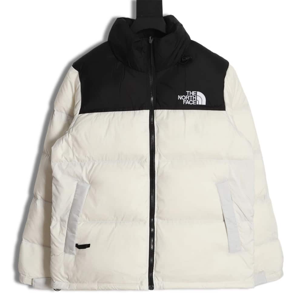 The North Face 1996 Nuptse 经典羽绒服