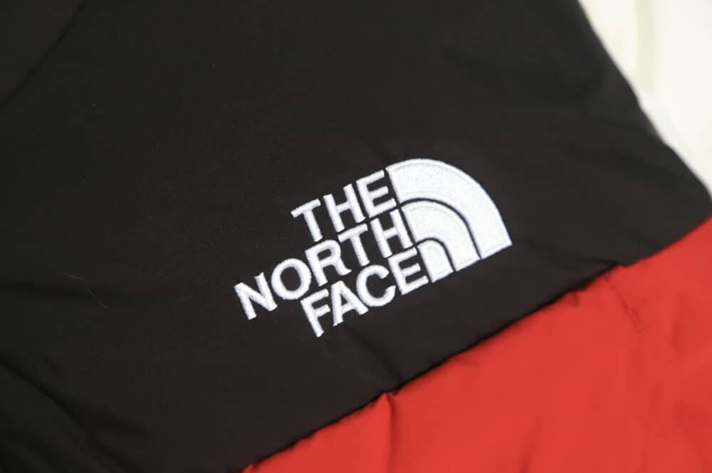 The North Face 22FW 胸前双口袋羽绒服