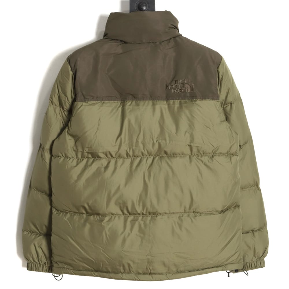 The North Face 1996 Nuptse 经典羽绒服