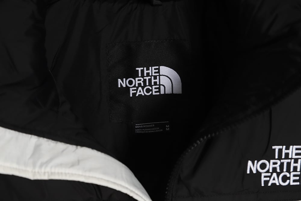 The North Face 1996 Nuptse 经典羽绒服