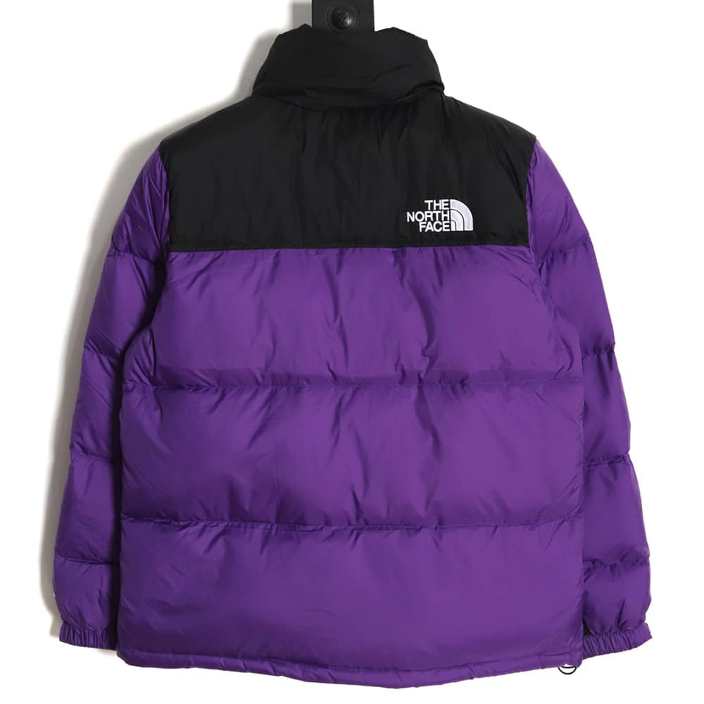 The North Face 1996 Nuptse 经典羽绒服