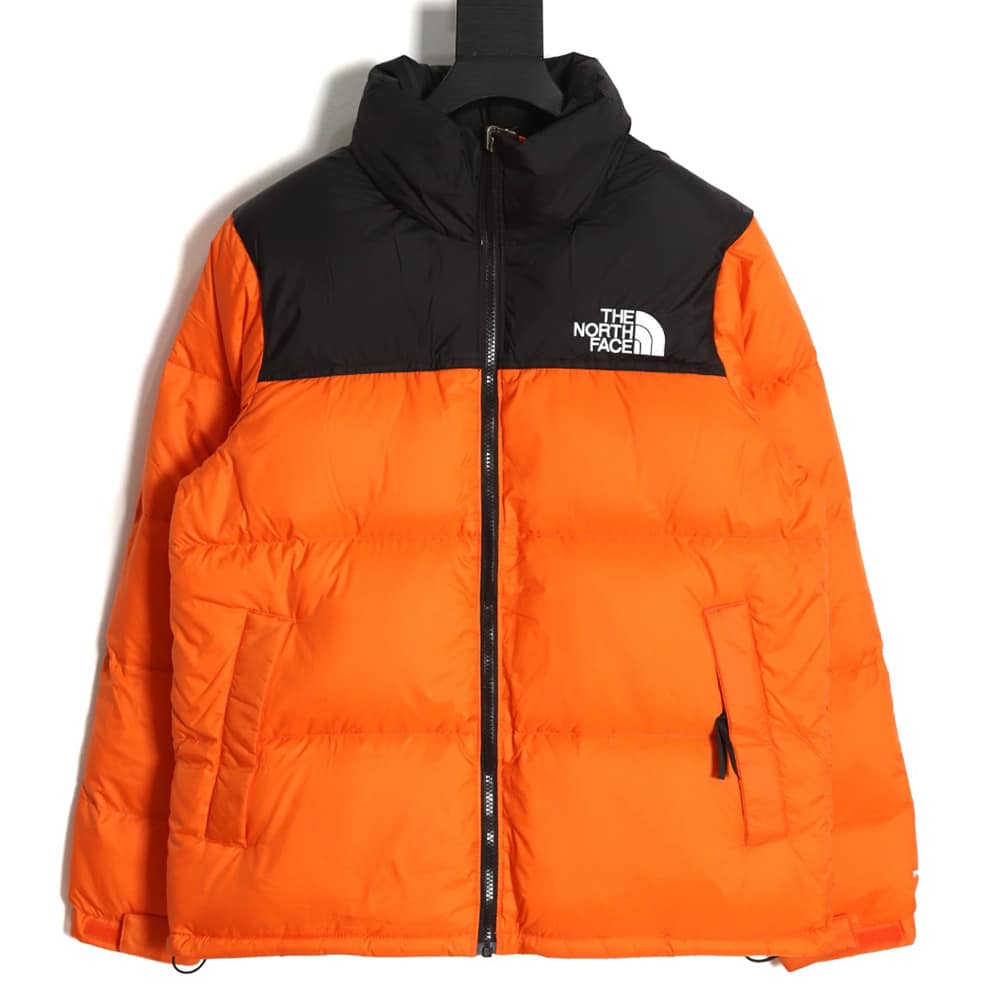 The North Face 1996 Nuptse 经典羽绒服