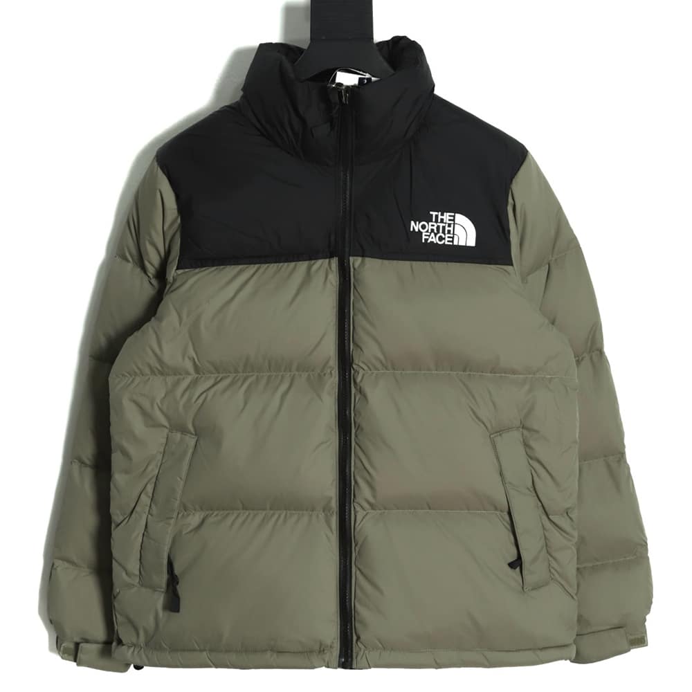 The North Face 1996 Nuptse 经典羽绒服