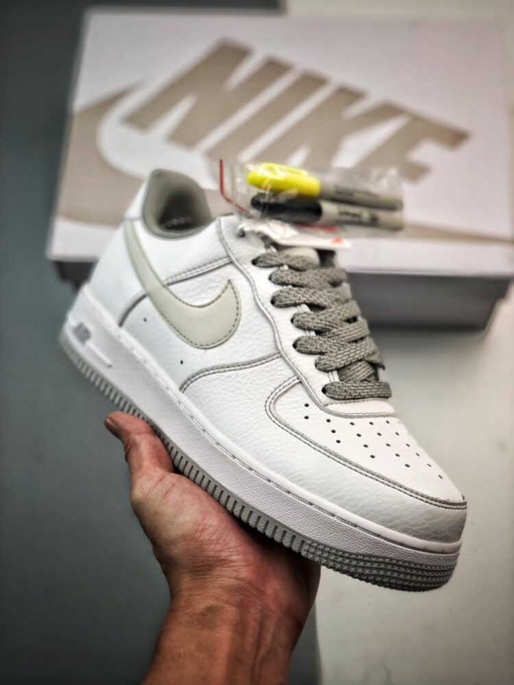 篮球鞋, 球鞋, Nike Air Force 1 '07 Low, NIke Air Force 1 '07, Nike Air Force 1, Nike, Air Force 1 - Nike Air Force 1 '07 Low 冰灰3M反光 官方同步上架 高帮篮球鞋 灰色 货号：UO5369-603