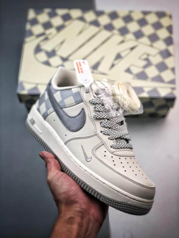 篮球鞋, 球鞋, Nike Air Force 1'07 Low, Nike Air Force 1'07, Nike Air Force 1, Nike, Air Force 1 - Nike Air Force 1'07 Low 米白灰格子 高帮篮球鞋 货号：GZ5688-077