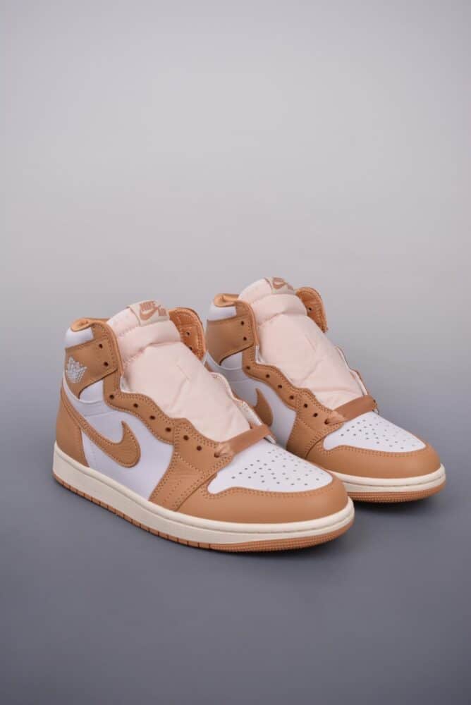 篮球鞋, 球鞋, Jordan, Air Jordan 1 High OG, Air Jordan 1 High, Air Jordan 1, Air Jordan - Air Jordan 1 High OG 奶油黄 高帮篮球鞋 货号：FN6622 201CF