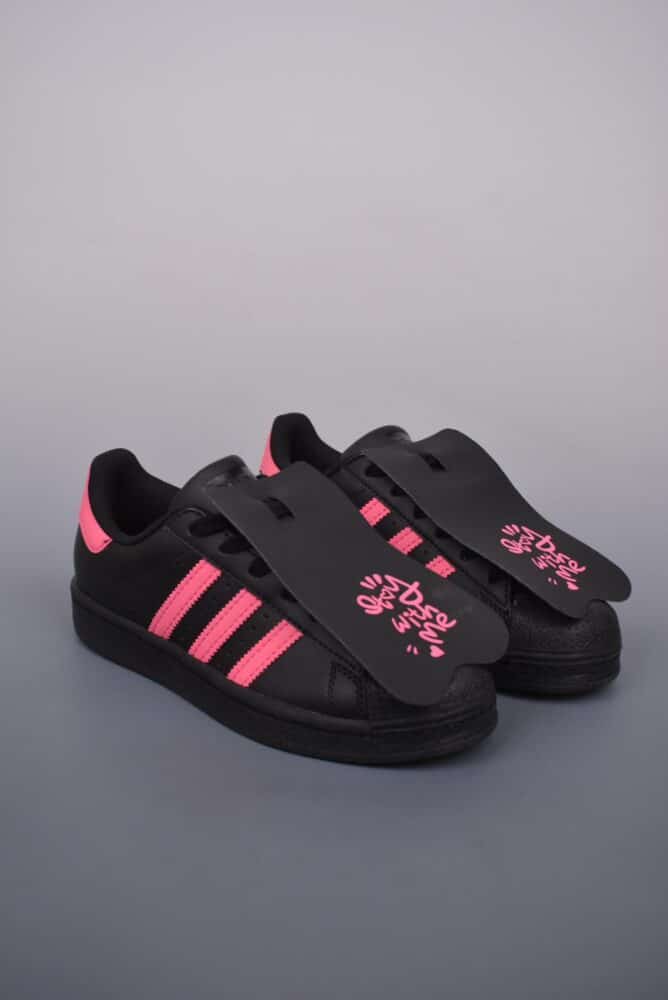 板鞋, 小白板鞋, SUPERSTAR W, Originals SUPERSTAR W, adidas originals Superstar, adidas Originals, adidas - Adidas Originals SUPERSTAR W 经典小白板鞋 白色 货号：EQ4961MZ