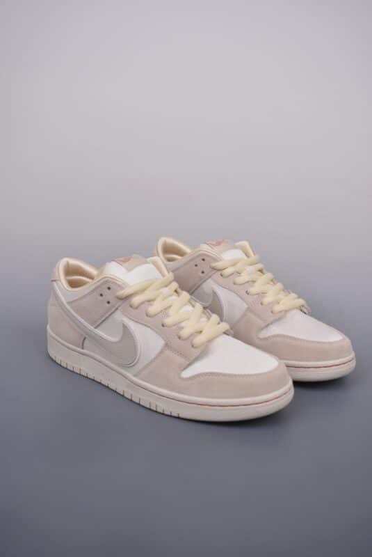 情人节, SB Dunk Low, Nike SB Dunk Low, Nike, Dunk Low, Dunk - Nike SB Dunk Low city of love 情人节
品牌：Nike
系列：SB Dunk Low
鞋子类型：情人节
官方货号：FZ5654 100J