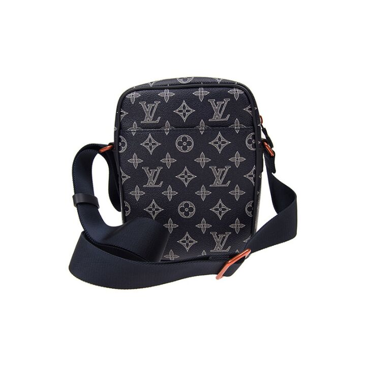 LOUIS VUITTON Danube 翻转Logo 皮革 单肩斜挎包 常规 男款 海军蓝