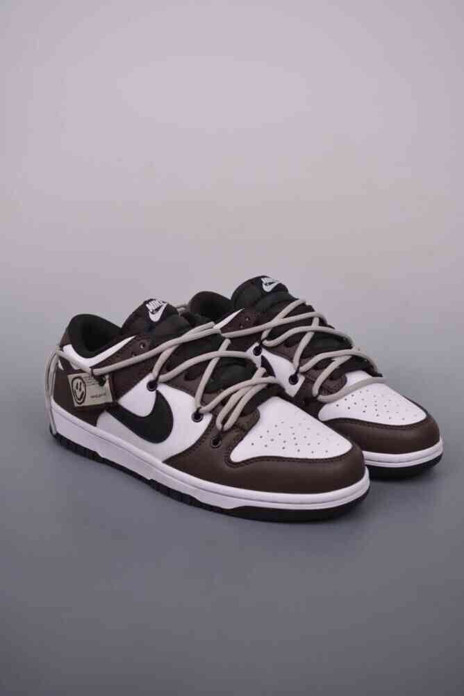 SB Dunk Low, Nike SB Dunk Low, Nike, Dunk Low, Dunk, DD1391 100 - Nike SB Dunk Low 黑棕笑脸
品牌：Nike
系列：SB Dunk
鞋子类型：Low
颜色：黑棕笑脸
货号：DD1391 100HS