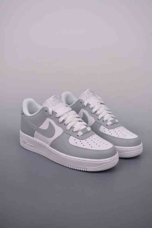 Nike Air Force 1 Low, Nike Air Force 1, Nike, Air Force 1 Low, Air Force 1 - Nike Air Force 1 Low 经典灰白 鞋子类型：经典款  颜色：灰白  货号：FD9763 101HS