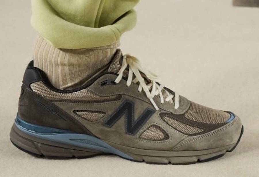 运动鞋, 球鞋, 服装, New Balance 990v4, Made in USA, AURALEE x New Balance, AURALEE - 新款联名实物首次曝光！请评价其外观设计的专业评分。